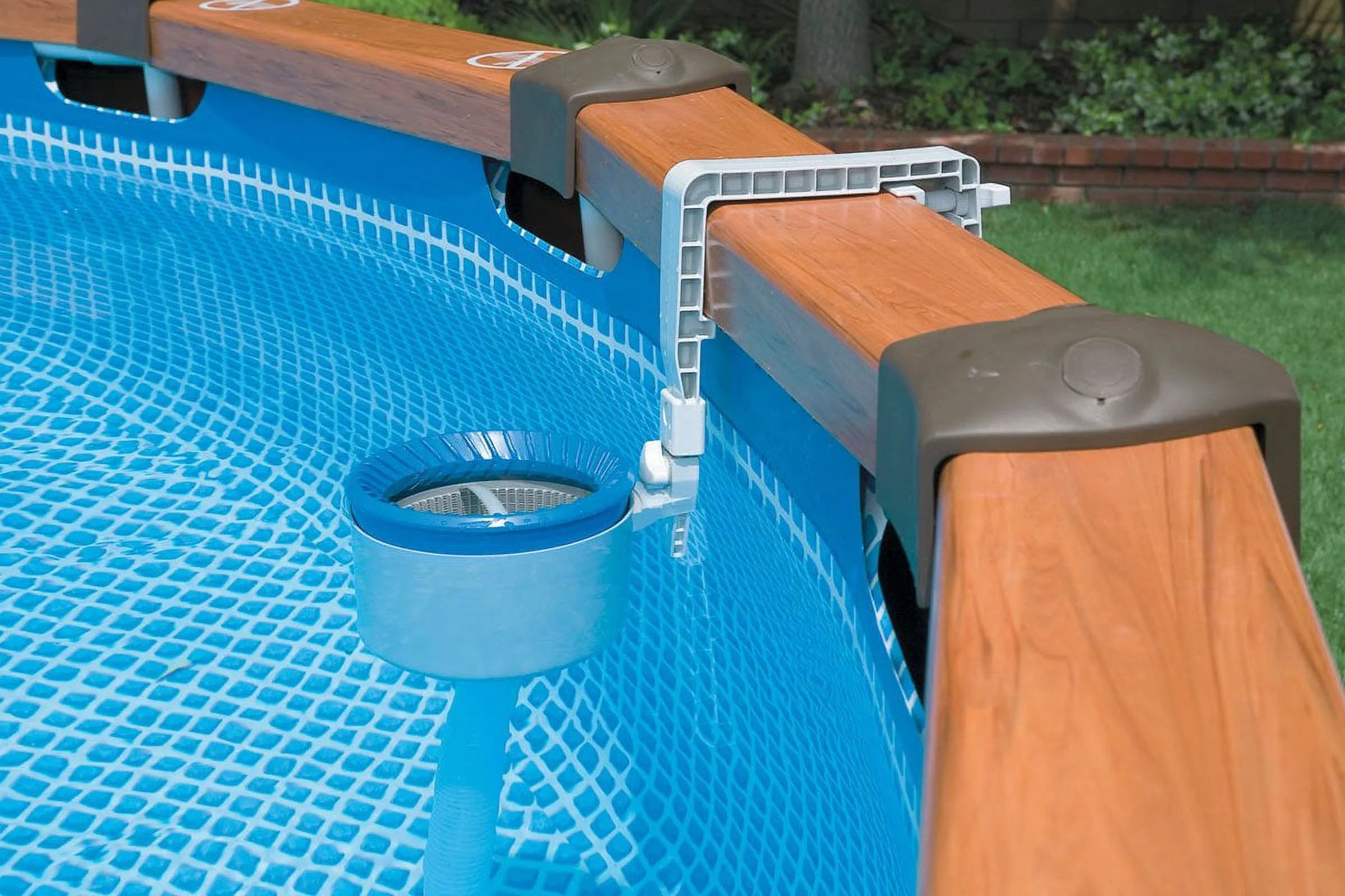 Intex Pool Pump with Wall Mount Automatic Skimmer and Pool Filters (6 Pack) D575734