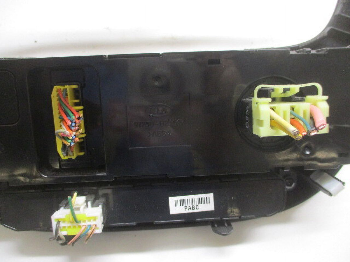 Pre-Owned Kia Soul Manual Climate AC Heater Temperature Control V980
