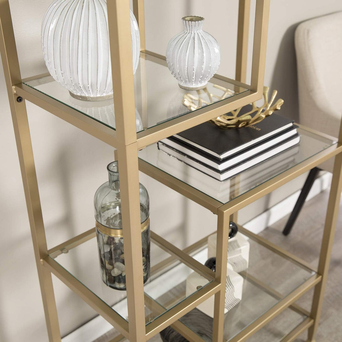 Gold Bookcase G557