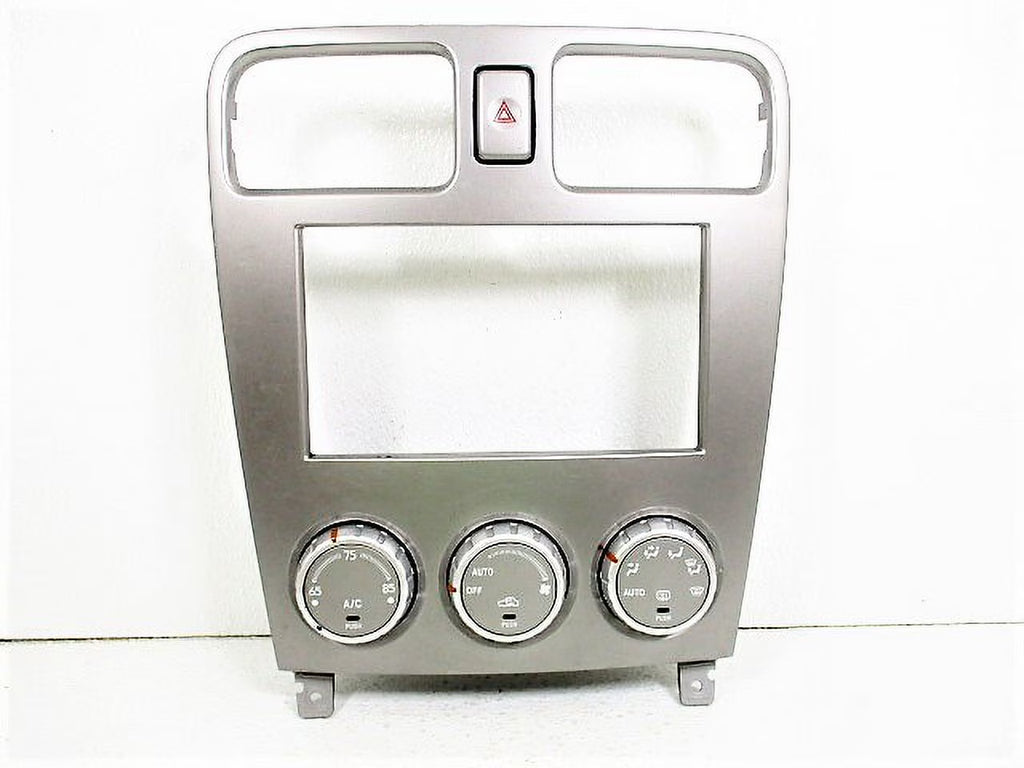 2007 2008 Subaru Forester Auto Temperature AC Control with Bezel Panel W8212