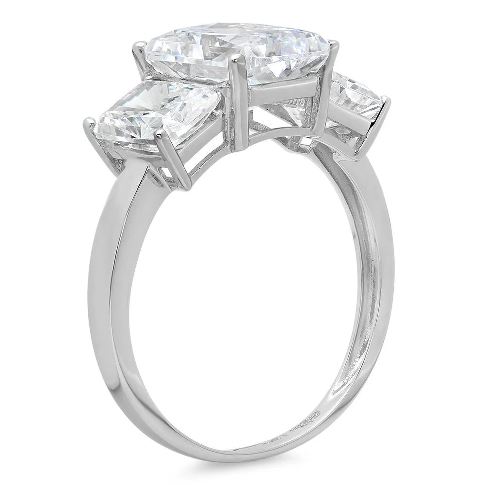 18K White Gold Three-Stone Diamond Engagement Ring Q425930