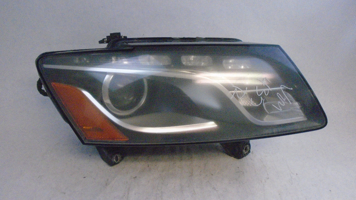 Pre-Owned Audi Q5 Right Passenger Head Light Lamp Xenon HID H2169