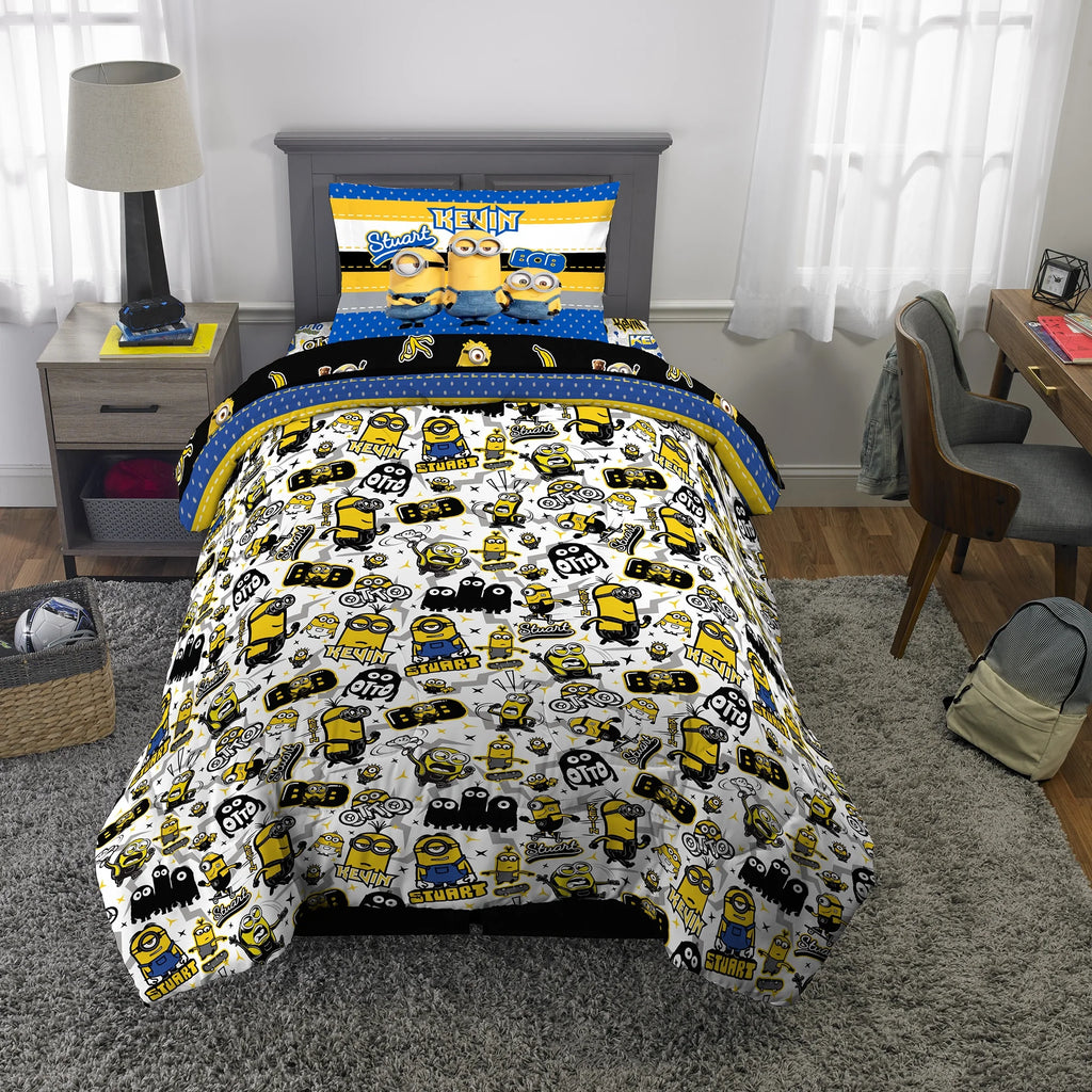 Reversible Blue and Yellow Kids Comforter and Sham Set H237
