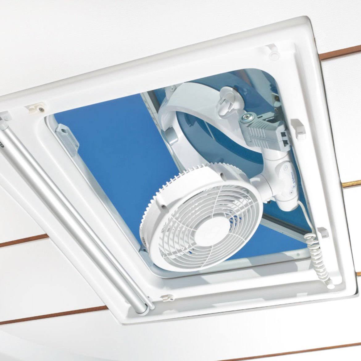 12V Hatch Fan with Suction Mount and Light L199596