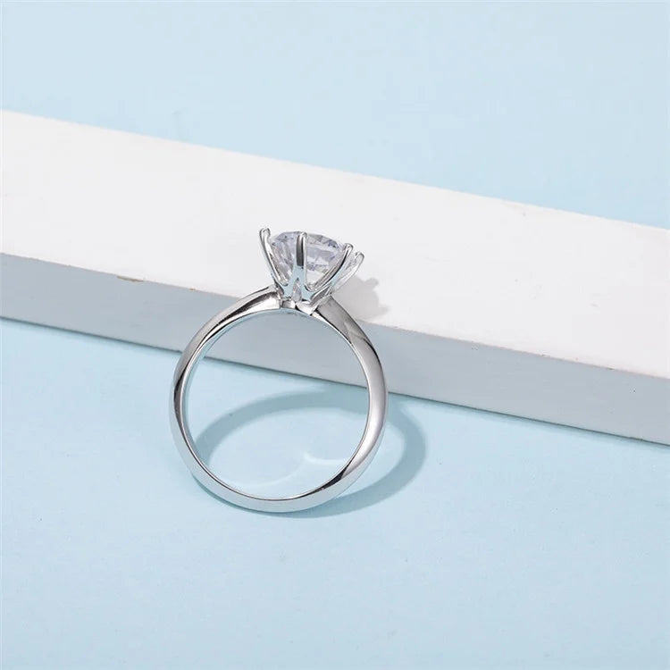 Platinum Plated Silver Solitaire Engagement Ring Q932
