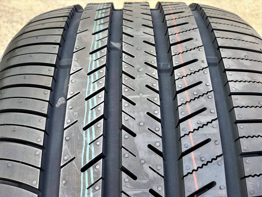 255/35R19 XL 96Y Atlas Force UHP High Performance All Season Tire O54403