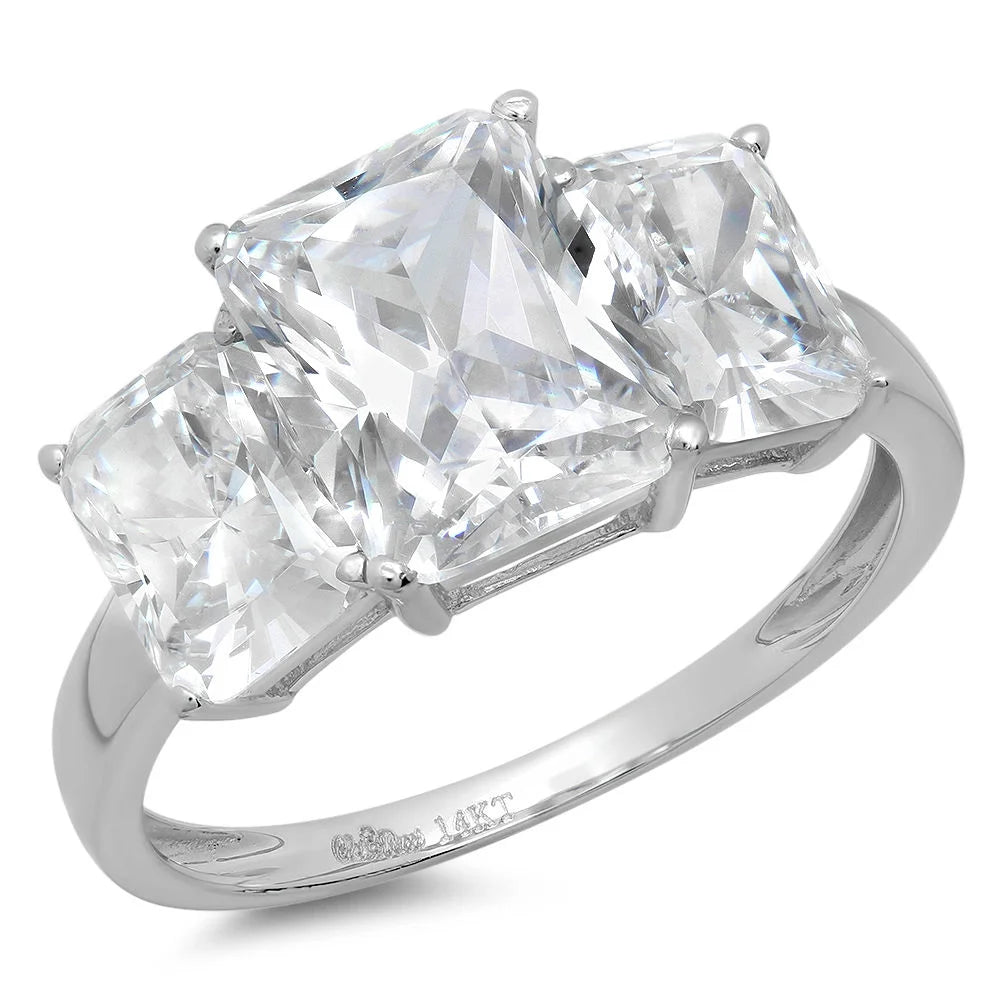 18K White Gold Three-Stone Diamond Engagement Ring Q425930