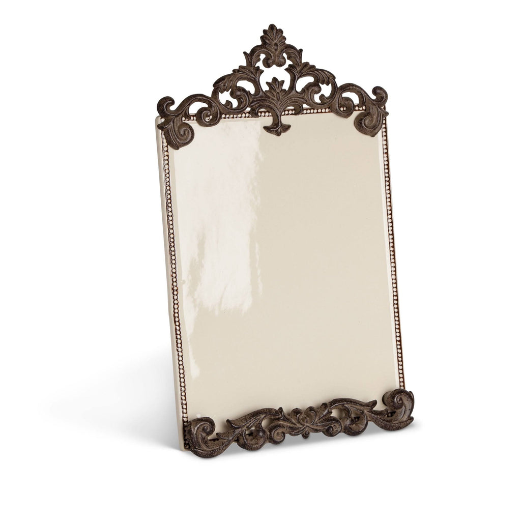 Acanthus Message Board E19597